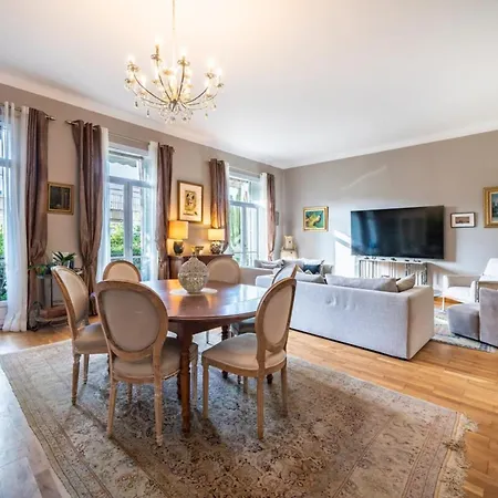 Amazing 3 Bedrooms In * Cannes